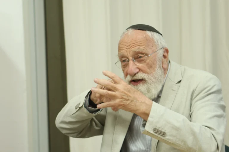 הרב דן בארי